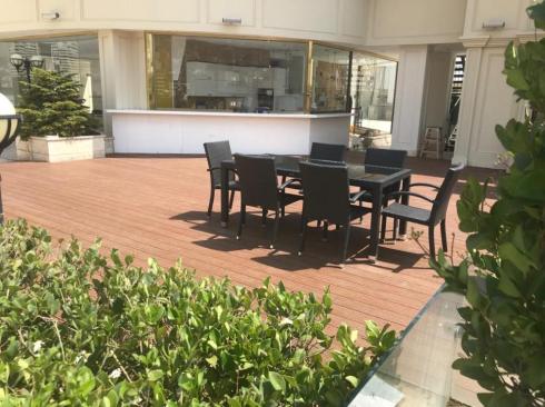 اجرا کننده روف گاردن در اصفهان