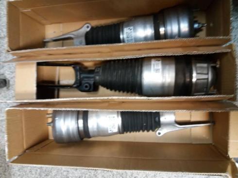 تعمیر و استوک کمکفنر بادی بنز بی ام و پورش