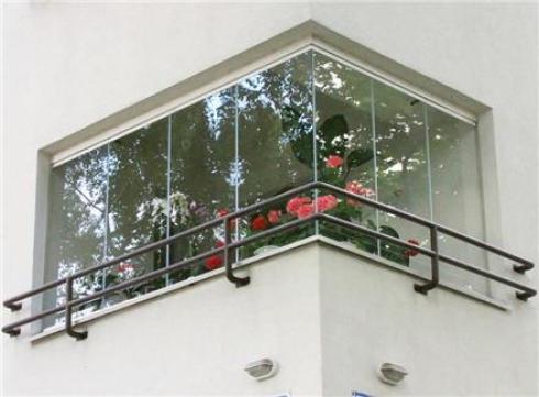 تعمیرات بالکن شیشه ای در تبریز