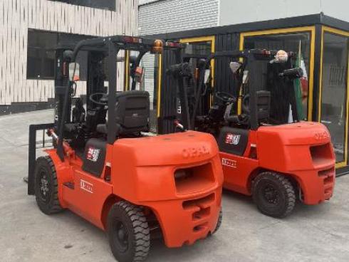 فروش لیفتراک صفر با موتور یانمار .لیفتراک سه تن صفر اپال.opal