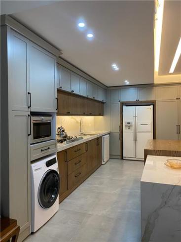 کابینت کمد دیواری اشکاف دکور مغازه سرویس چوب در مشهد