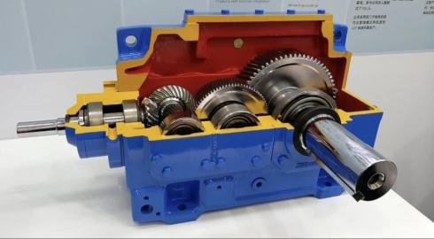 تعمیر تخصصی انواع گیربکس های صنعتی