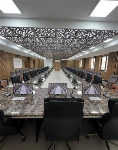 تجهیز کامل سالنهای کنفرانس