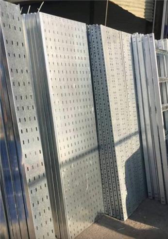 سینی کابل گالوانیزه