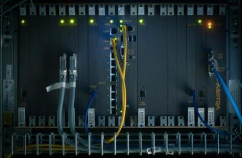 فروش،نصب ونگهداری مرکز تلفن اریکسون