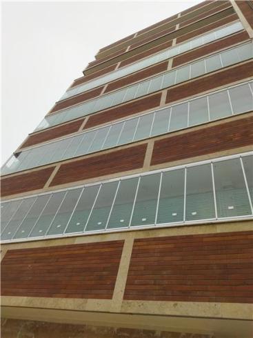 شیشه بالکن دوش کابین حمام آتا