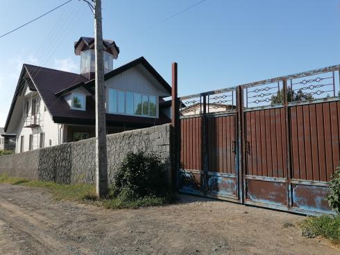 سقف شیبداروآردوازخرپاویلاوپارکینگ