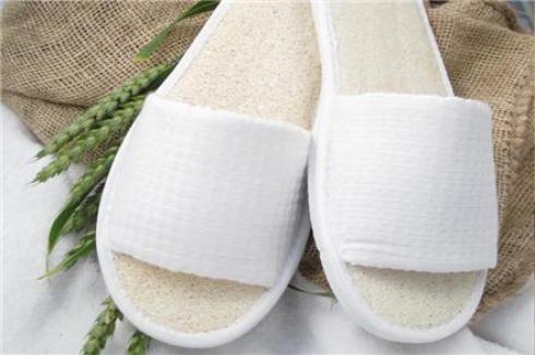 حوله تبلیغاتی، دمپایی هتلی، پتو تبلیغاتی