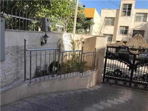 تولید نرده استیل حفاظ استیل پله استیل پله استخر