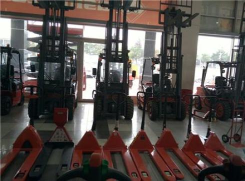 فروش انواع جک پالت،استاکر و تجهیزات انبارداری