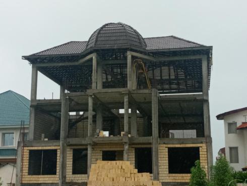 نصاب‌ شیروانی، نصب‌ آردواز، ایرانیت، خرپا