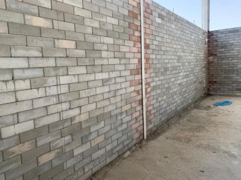 ساختمان، سوله، باربیکیو و دیوارچینی با آجر پازلی اوبا