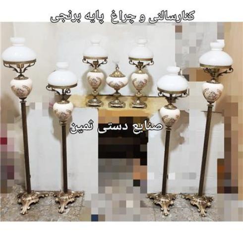 تولیدی کنار سالنی و شمعدان پایه برنزی رومیزی