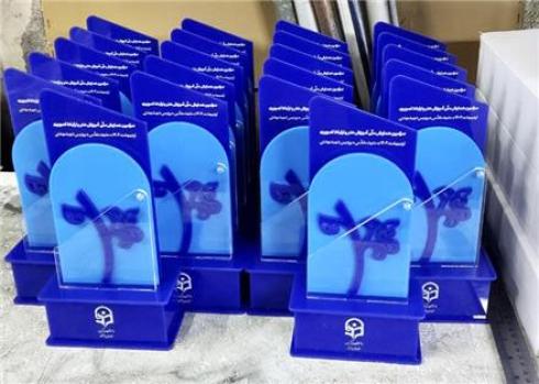 از طراحی اختصاصی تا ساخت تولید تندیس