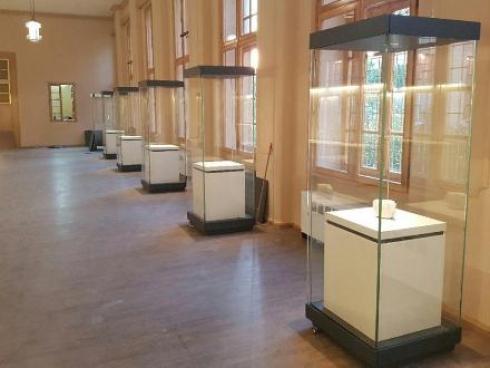 ساخت ویترین نمایش محصول با سایز سفارشی