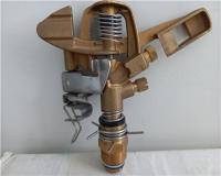 آبپاش های بارانی پلاستیکی تمامدور و تنظیمی