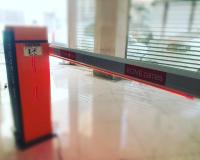 تعمیرکردن راهبند نگهبانی ورودی پارکینگ ها