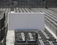 هبلکس لیکا و دیواری بلوک