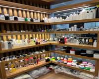 تولید بطری های پت و پلی اتیلن در زمینه غذایی ، دارویی 