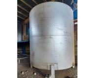 مخزن ضخیم ۱۷ هزار لیتری