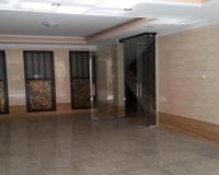 ساخت انباری در پارکینگ با درب در یک روز