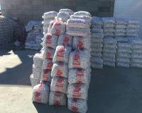 سنگ رودخانه ای - قلوه سنگ تزیینی سفید و مشکی و رنگی