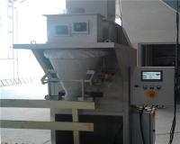 دستگاه کیسه پرکن مواد پودری ( آرد ، پودرهای شیمیائی و دامی و سایر مواد پودری )