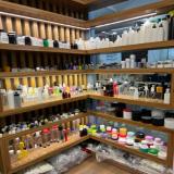 تولید بطری های پت و پلی اتیلن در زمینه غذایی ، دارویی 