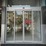 کارشناس تعمیر درب شیشه برقی